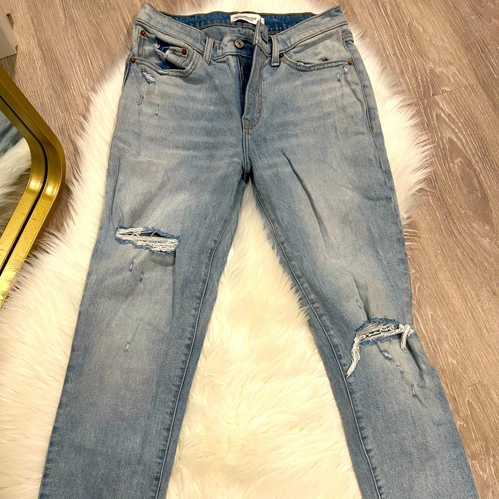 Abercrombie & Fitch the boyfriend midrise ankle distressed jeans
